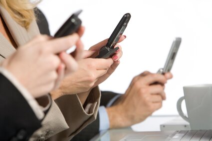 Mobile Marketing Reaches Customers Mobile Marketing Reaches Customers